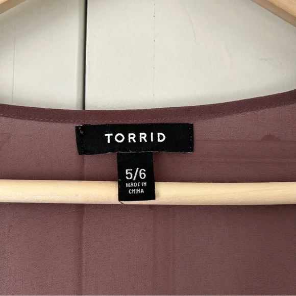 Torrid Lace Hem Shawl - Picture 5 of 7